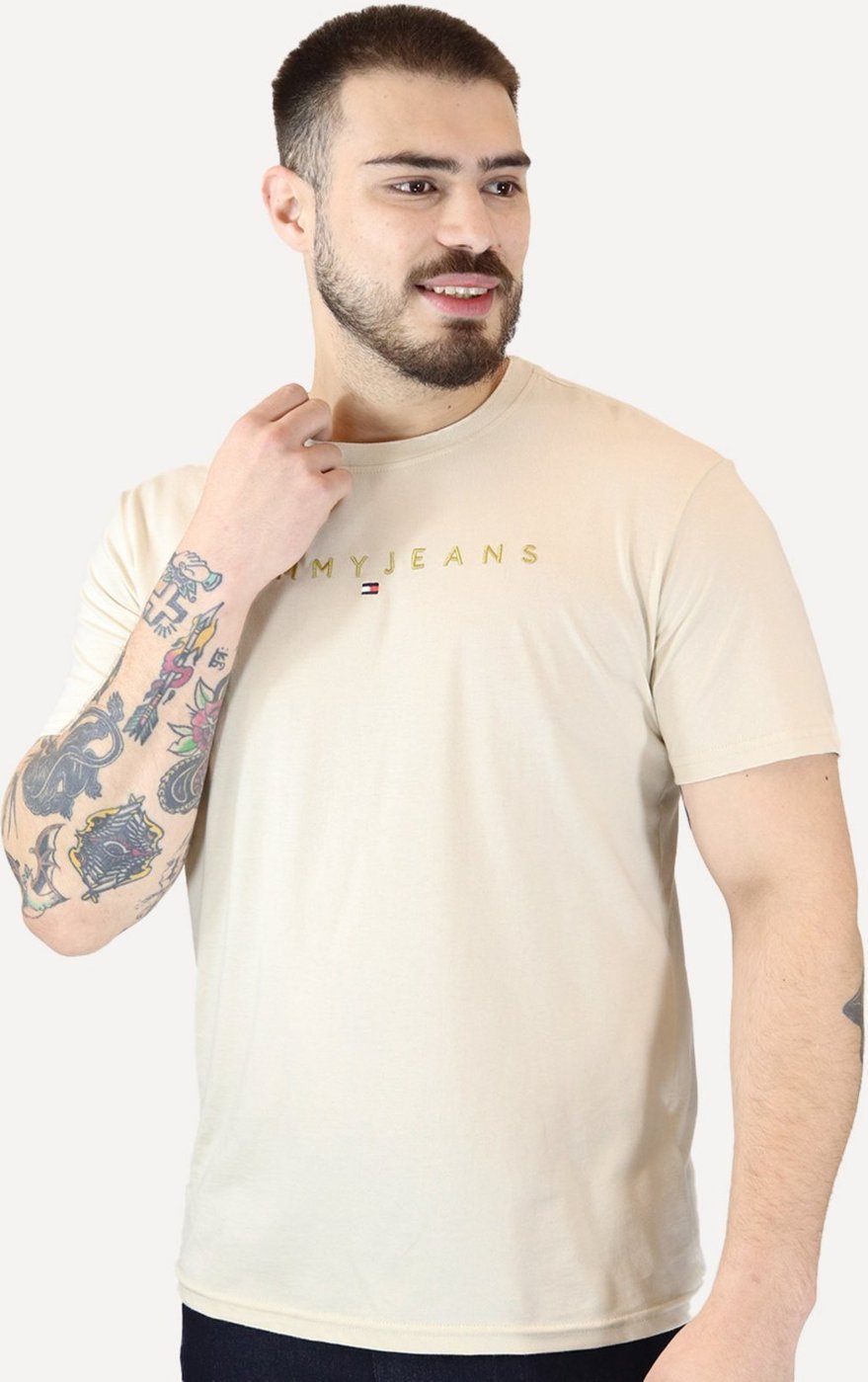 Imagem principal Camiseta Tommy Jeans Masculina Core Linear Gold Logo Areia bege gold Tommy Jeans bege gold