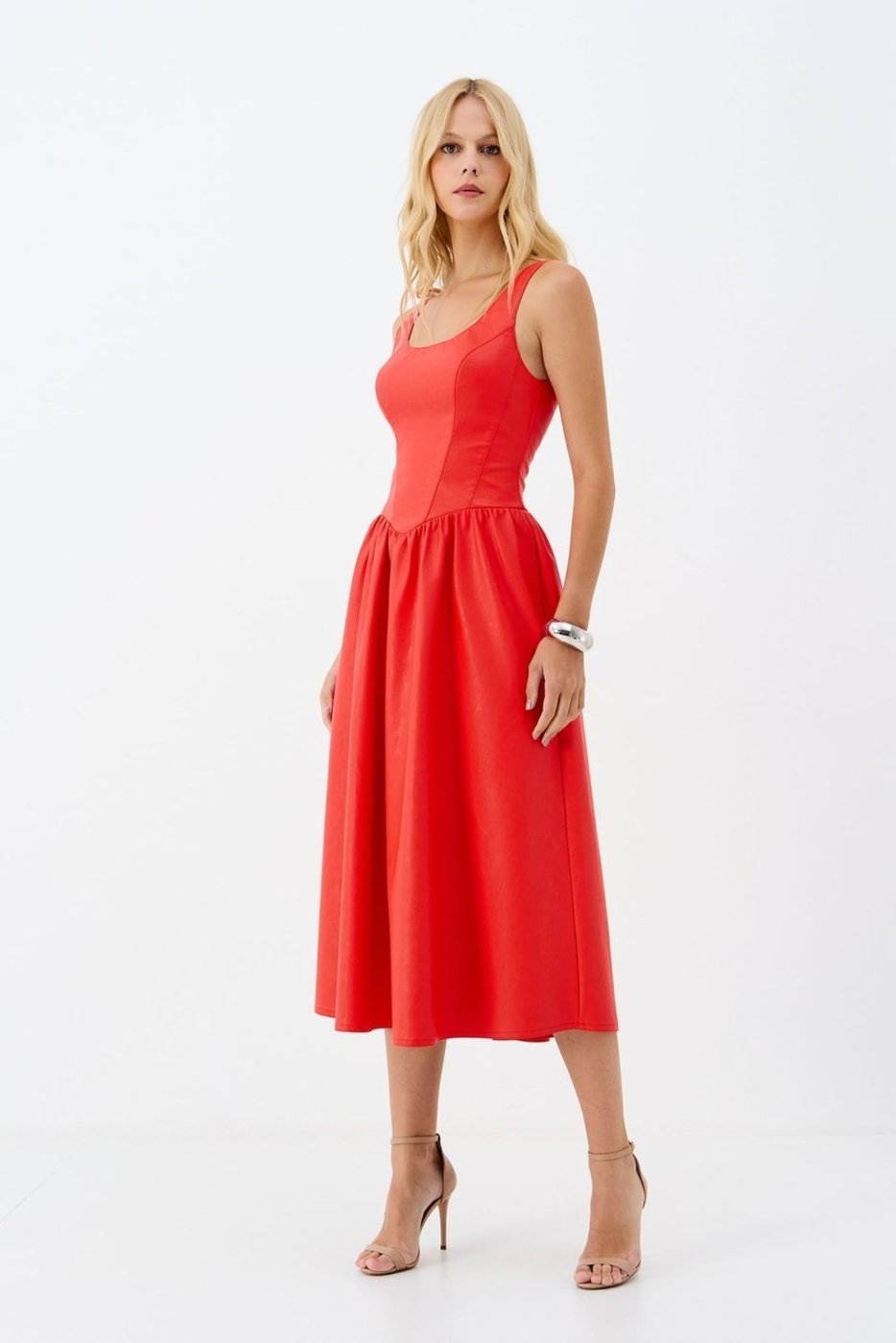 Vestido Midi PU Saia Fluida