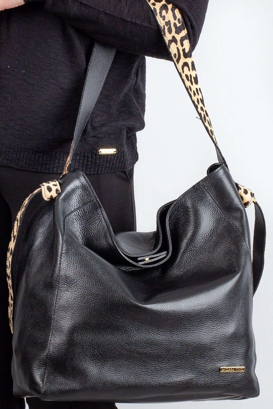 Imagem principal Bolsa Andrea Vinci Sacola De Ombro Em Couro Estampado Mara preto Andrea Vinci preto