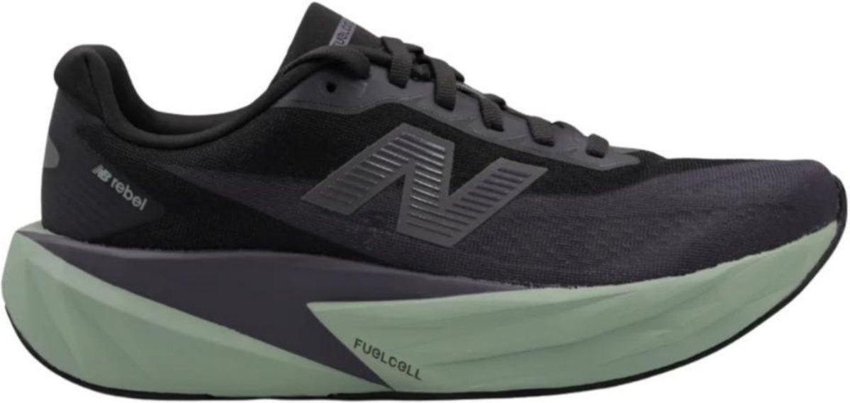 Tênis New Balance Masculino FuelCell Rebel v5 1347834 39 Preto/Verde