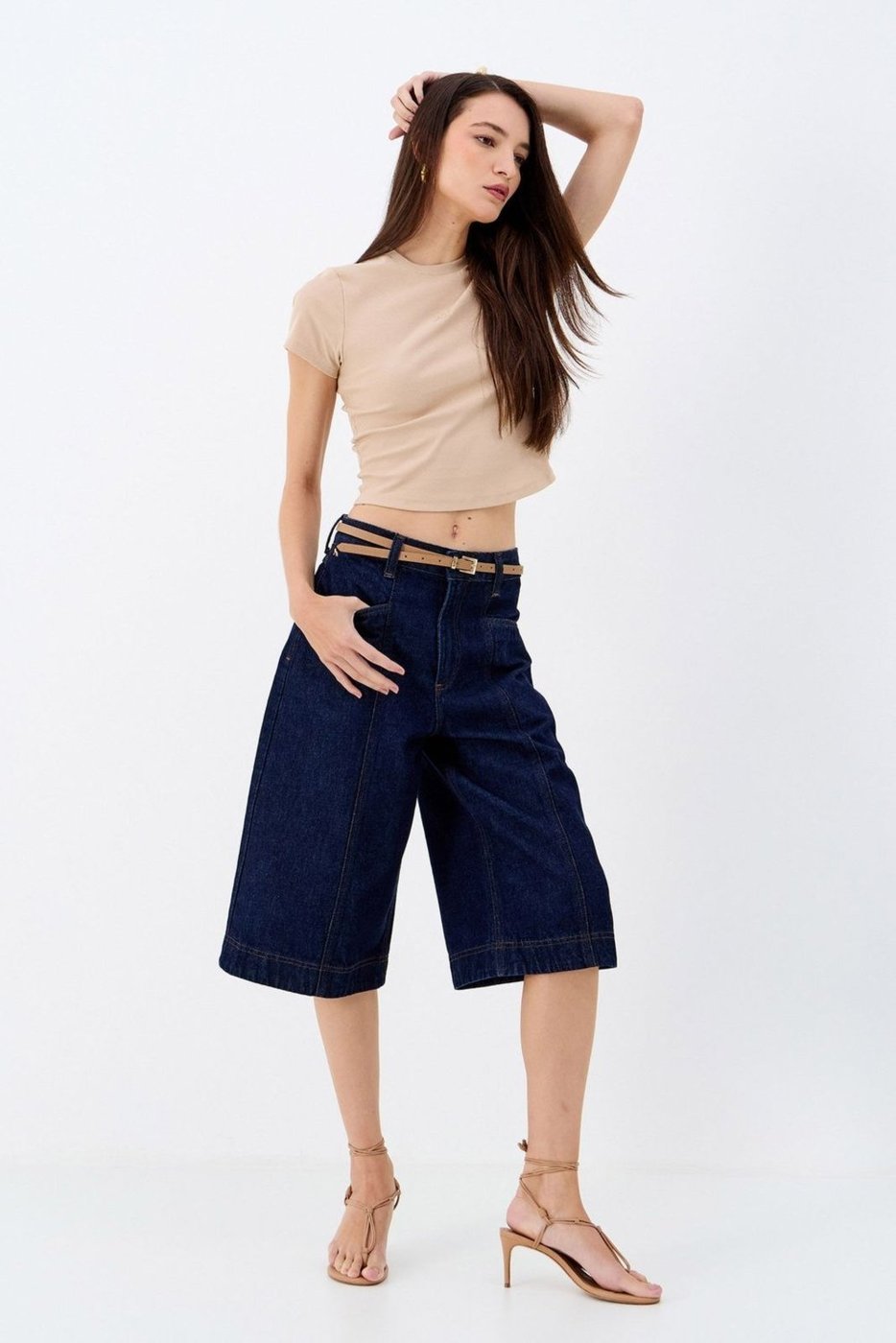 Imagem principal T-Shirt Detalhe em Relevo ACT FEMININO preto ACT FEMININO preto