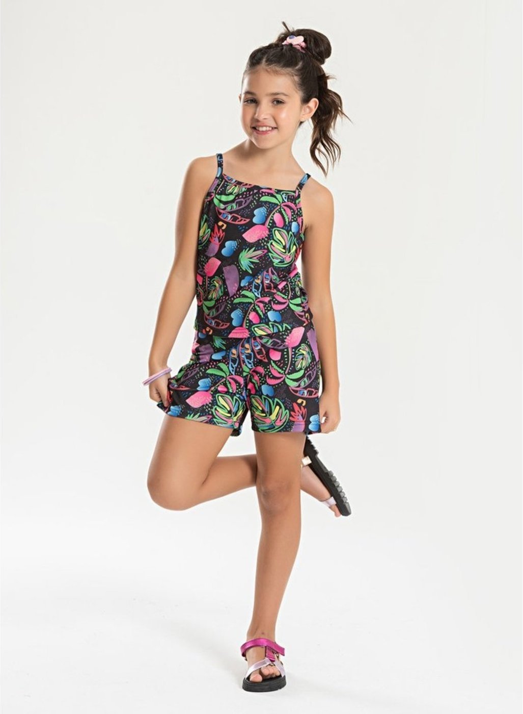 Imagem principal Infantil - Conjunto Verão Menina Cropped Alcinha e Short Folhagens Vibrantes Molekada preto Molekada preto