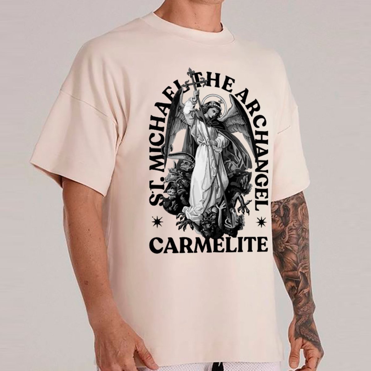 Imagem principal Camiseta Ousy Unissex St. Michael Arcanjo Guerreiro Visual Impactante Streetwear Oversized Off White off-white white ousy off-white white