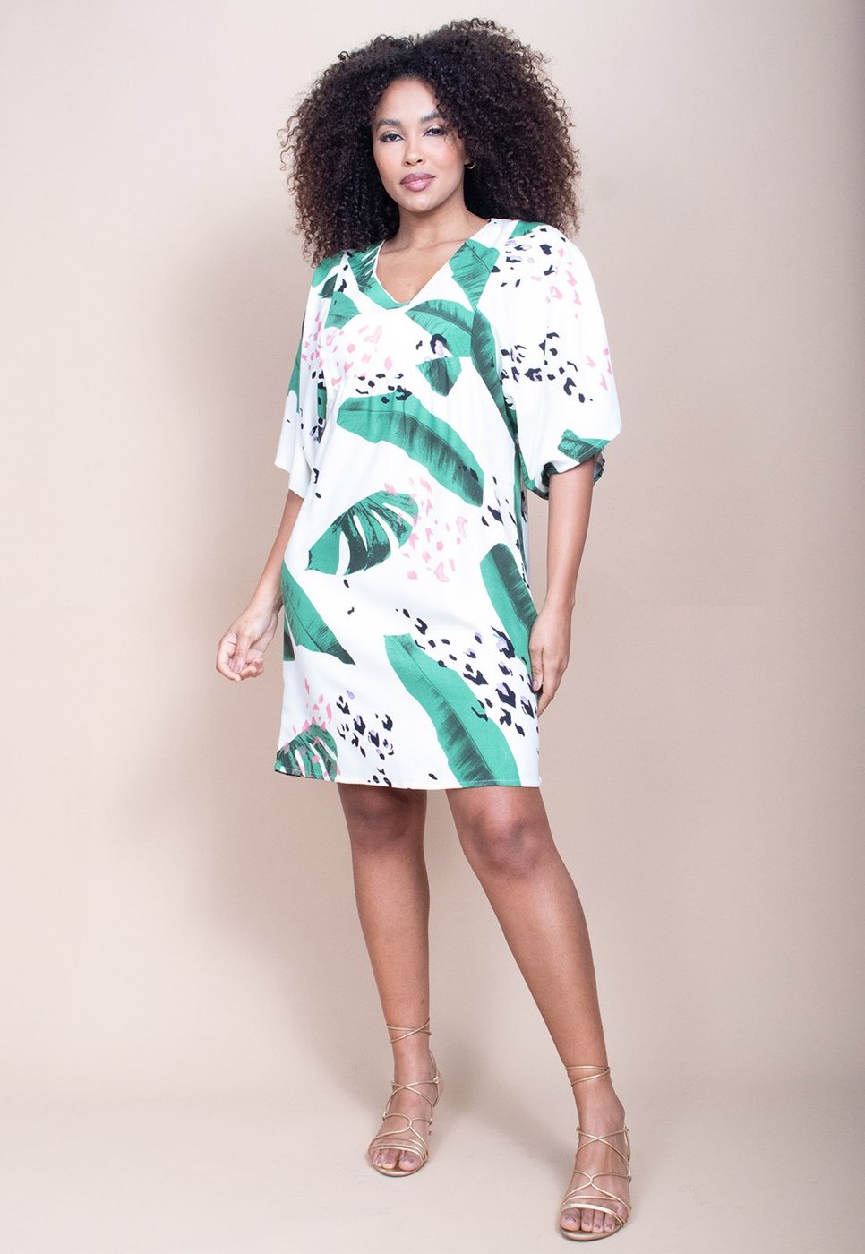 Vestido Curto Cabana Free Pequi Viscose Estampa Folhagem Poética