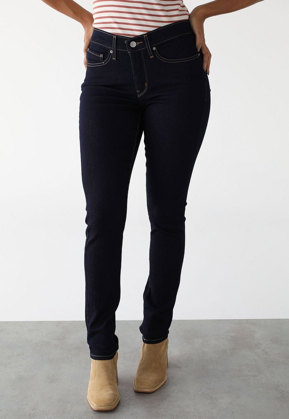 Calça Sarja Levi's 311 Shaping Skinny Logo