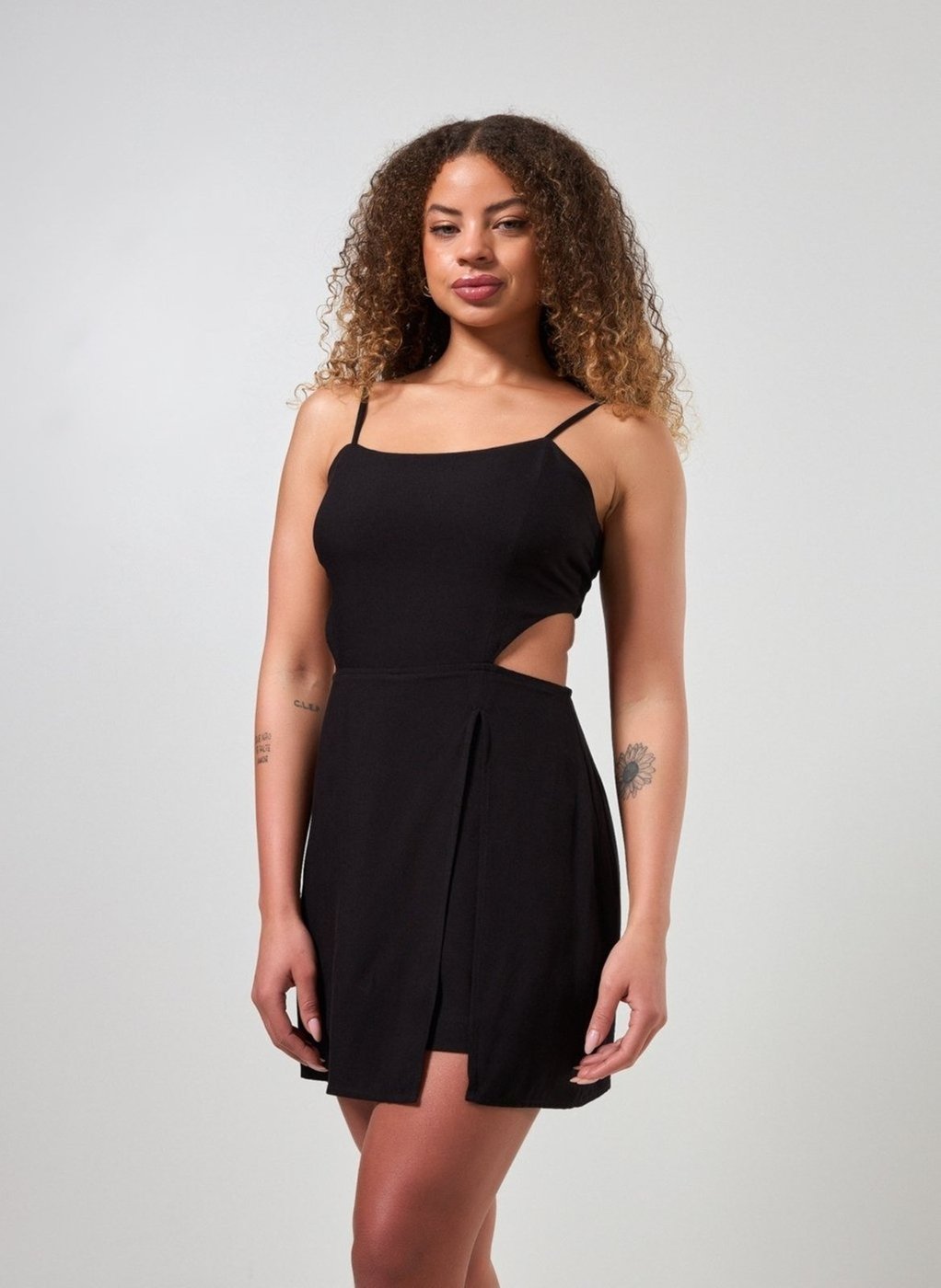 Imagem principal Vestido Macaquinho Curto Com Fenda Youcom multicolorido Youcom multicolorido