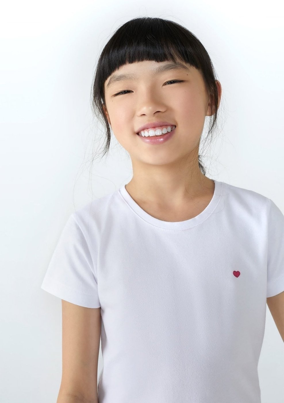 Imagem principal Infantil - Blusa Básica Menina Com Bordado Coração 002 Hering branco Hering branco