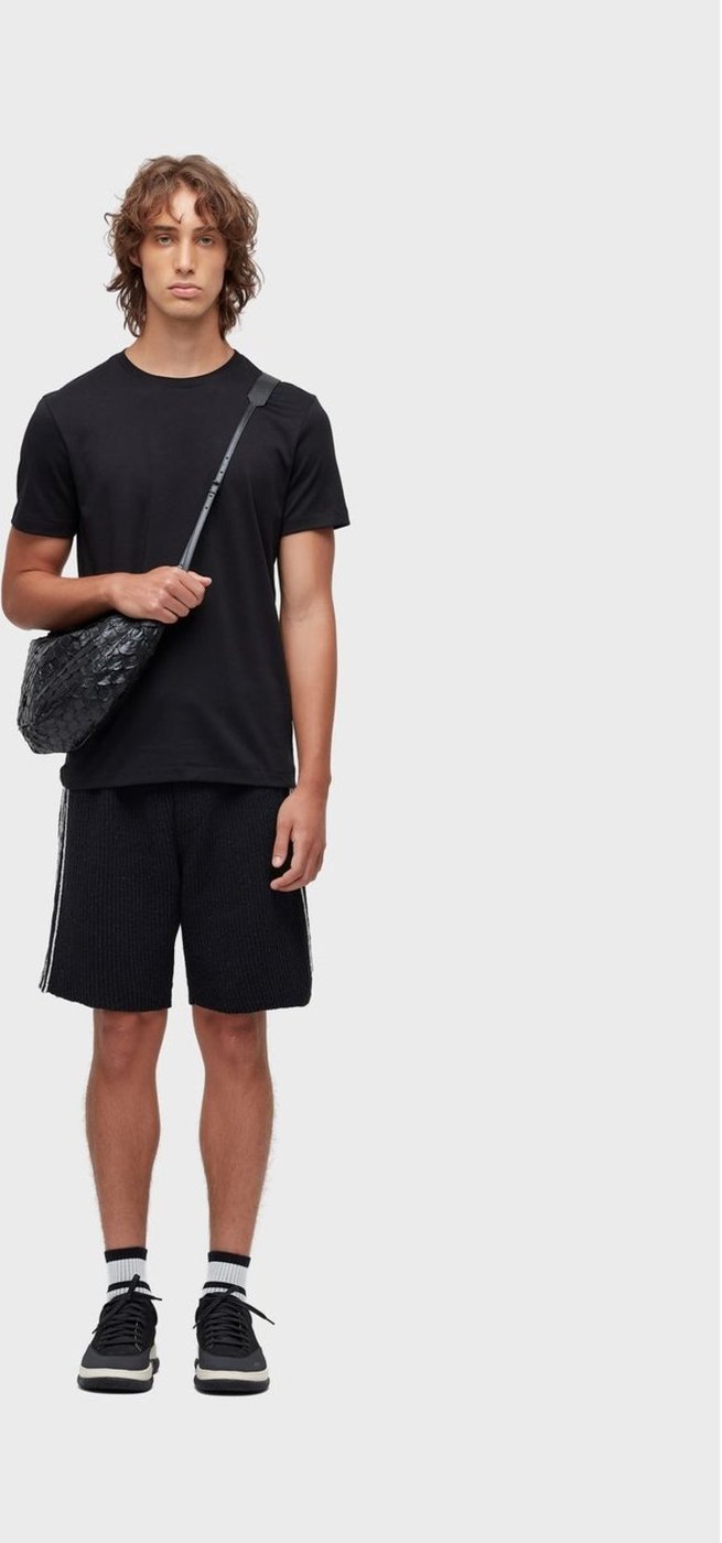 Imagem principal Bermuda tricot over stripes Osklen preto Osklen preto