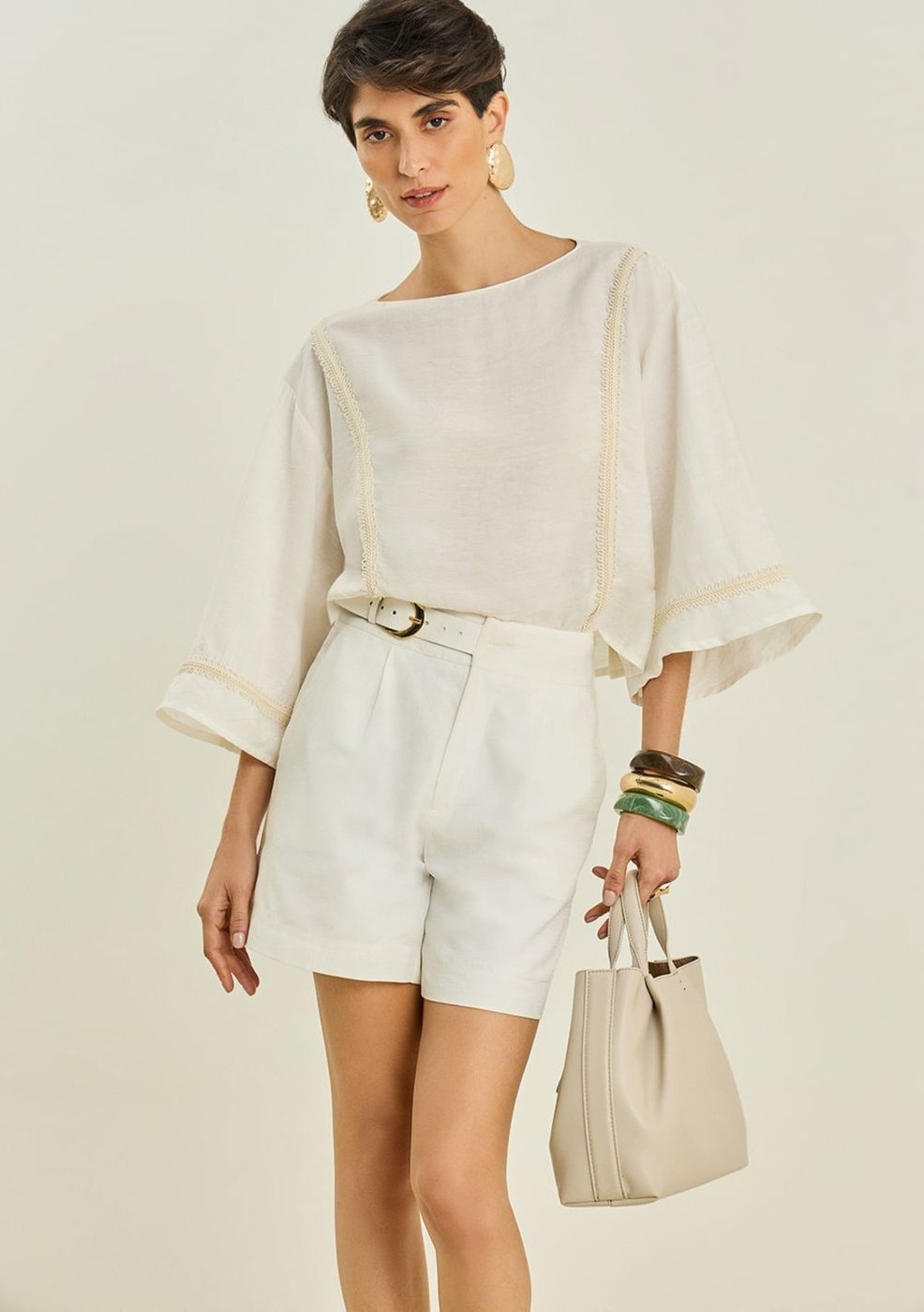 Imagem principal Blusa Maria Valentina Solta Decote Careca Manga Longa Cropped Off-white off-white white Maria Valentina off-white white