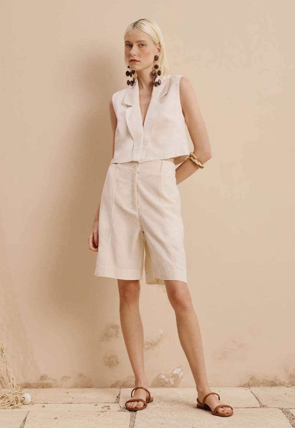 Imagem principal Bermuda Cós Largo CaCay verde oliva CaCay verde oliva