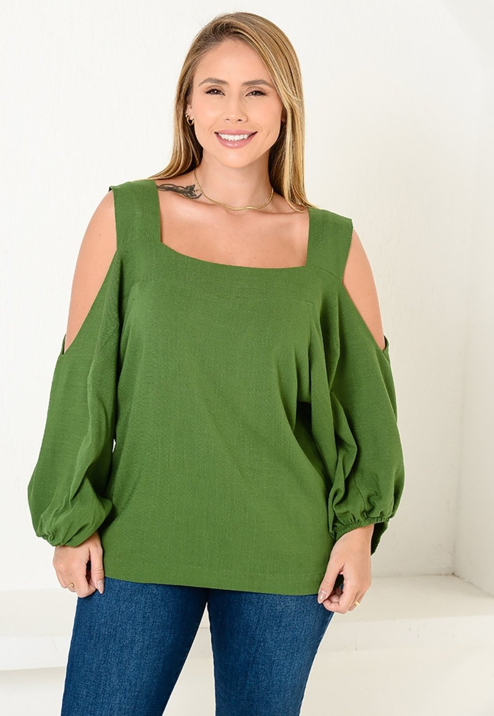 Imagem principal Blusa Ombro Vazado BBonnie Serena azul marinho BBonnie azul marinho