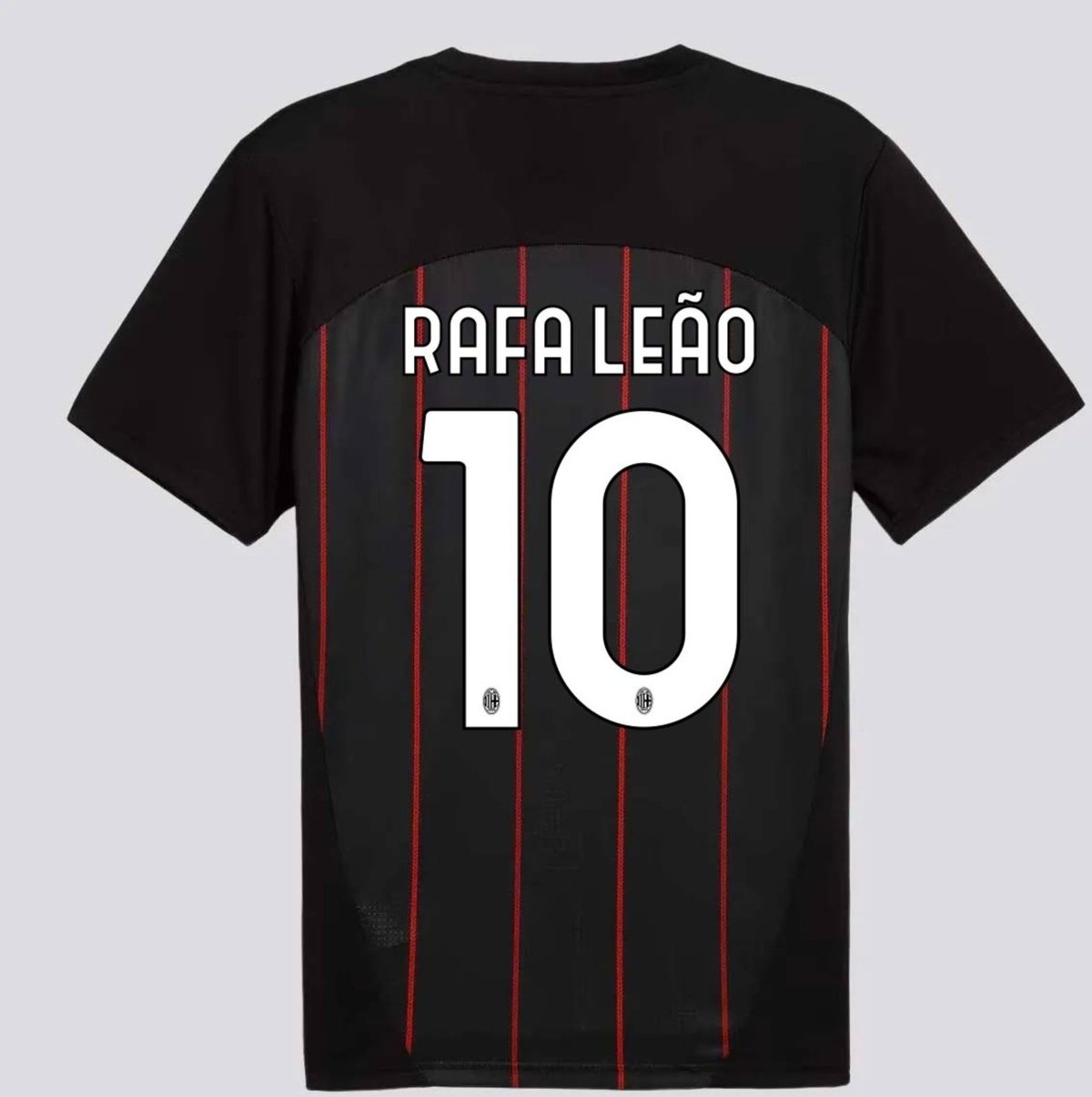 Imagem principal Camisa Puma Milan Pré-Jogo 2025 10 Rafa Leão preto Puma preto