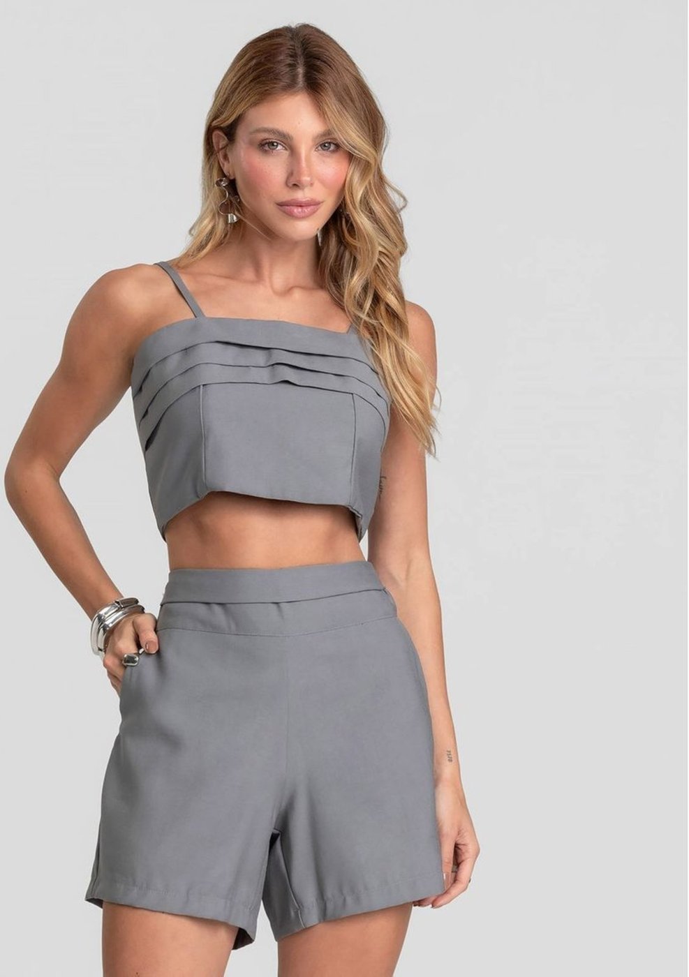 Imagem principal Shorts Feminino Cós Alto Em Alfaiataria Dianna marrom Dianna marrom