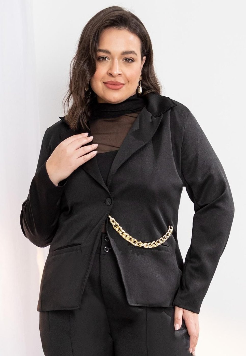 Blazer Com Corrente E Bolsos