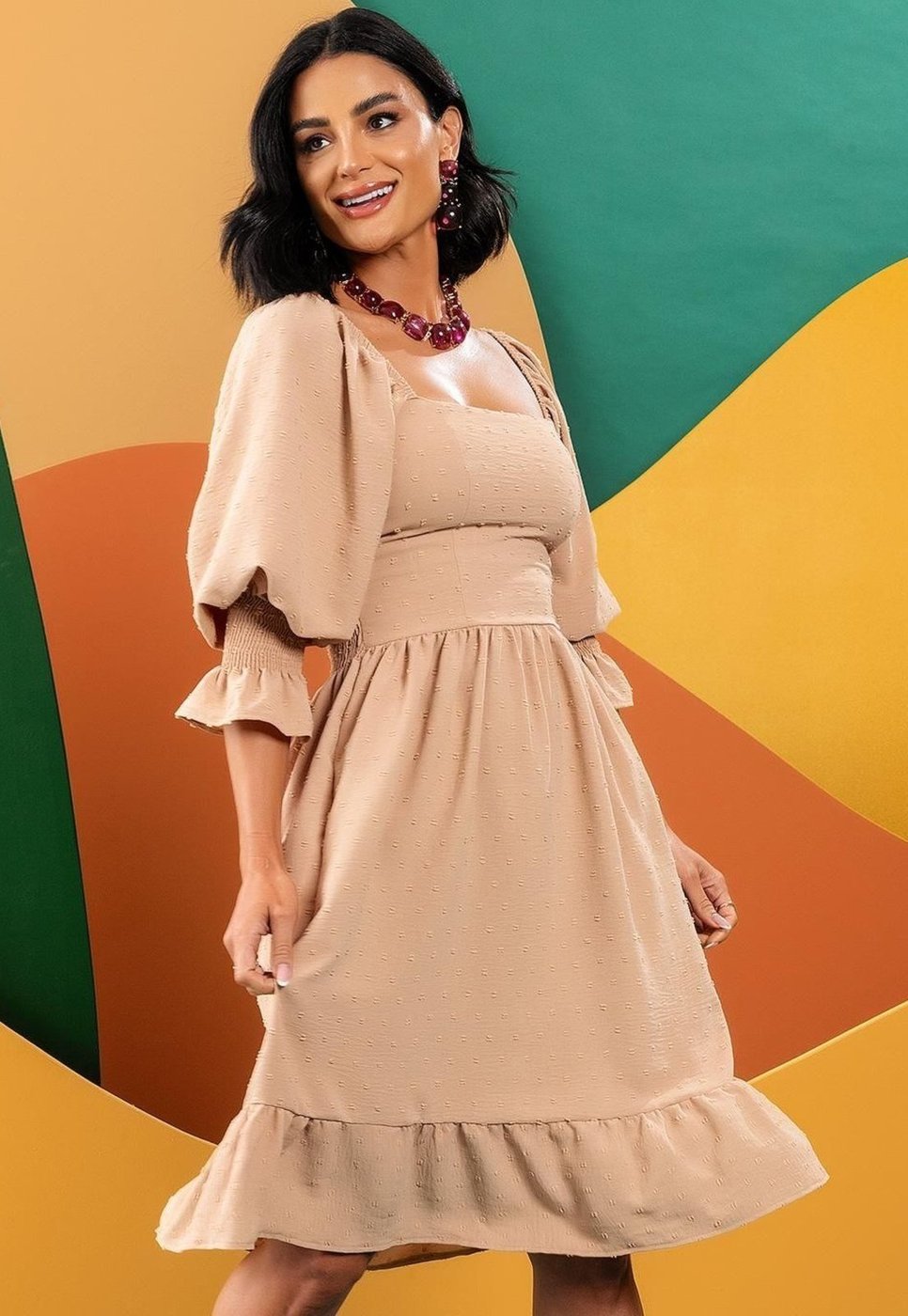 Vestido Em Crepe Plano Maquinetado