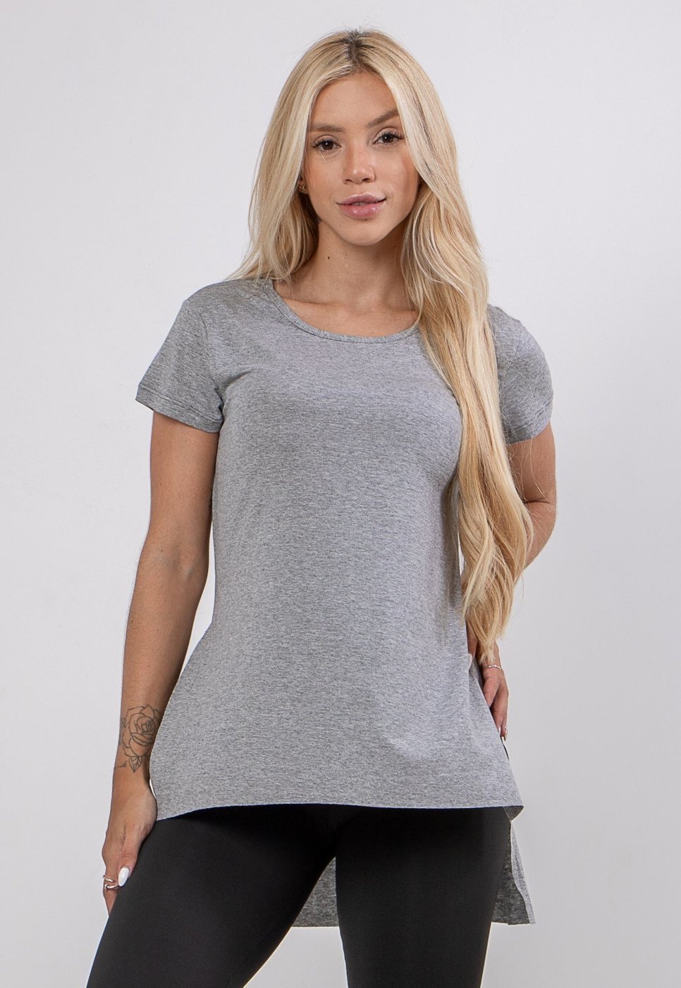 Blusa Diluxo Sobre Legging