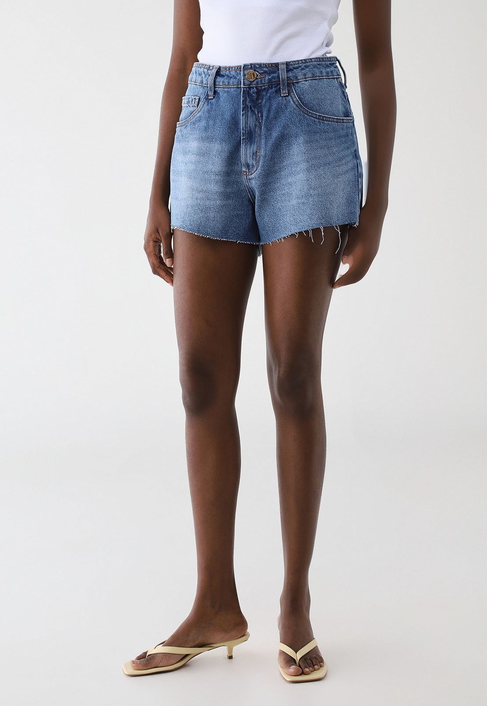 Short Jeans Feminino Lança Perfume Grandfather High