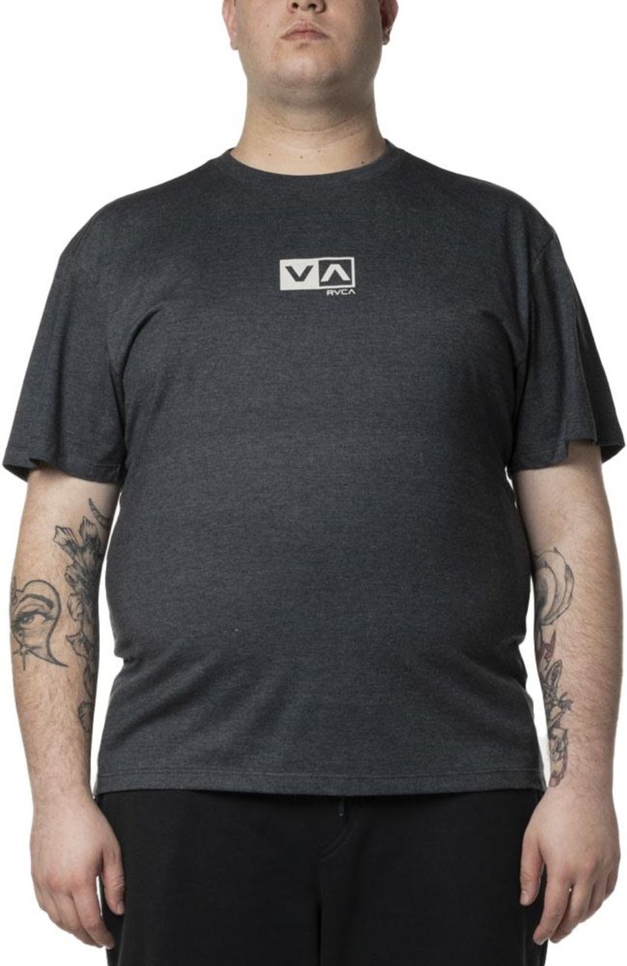 Imagem principal Camiseta RVCA Mini Balance Box Plus Size WT24 Cinza Escuro grafite RVCA grafite