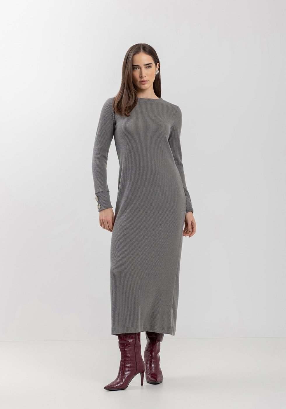 Vestido Lez a Lez Midi Chá De Mangas Longas Em Malha Canelada