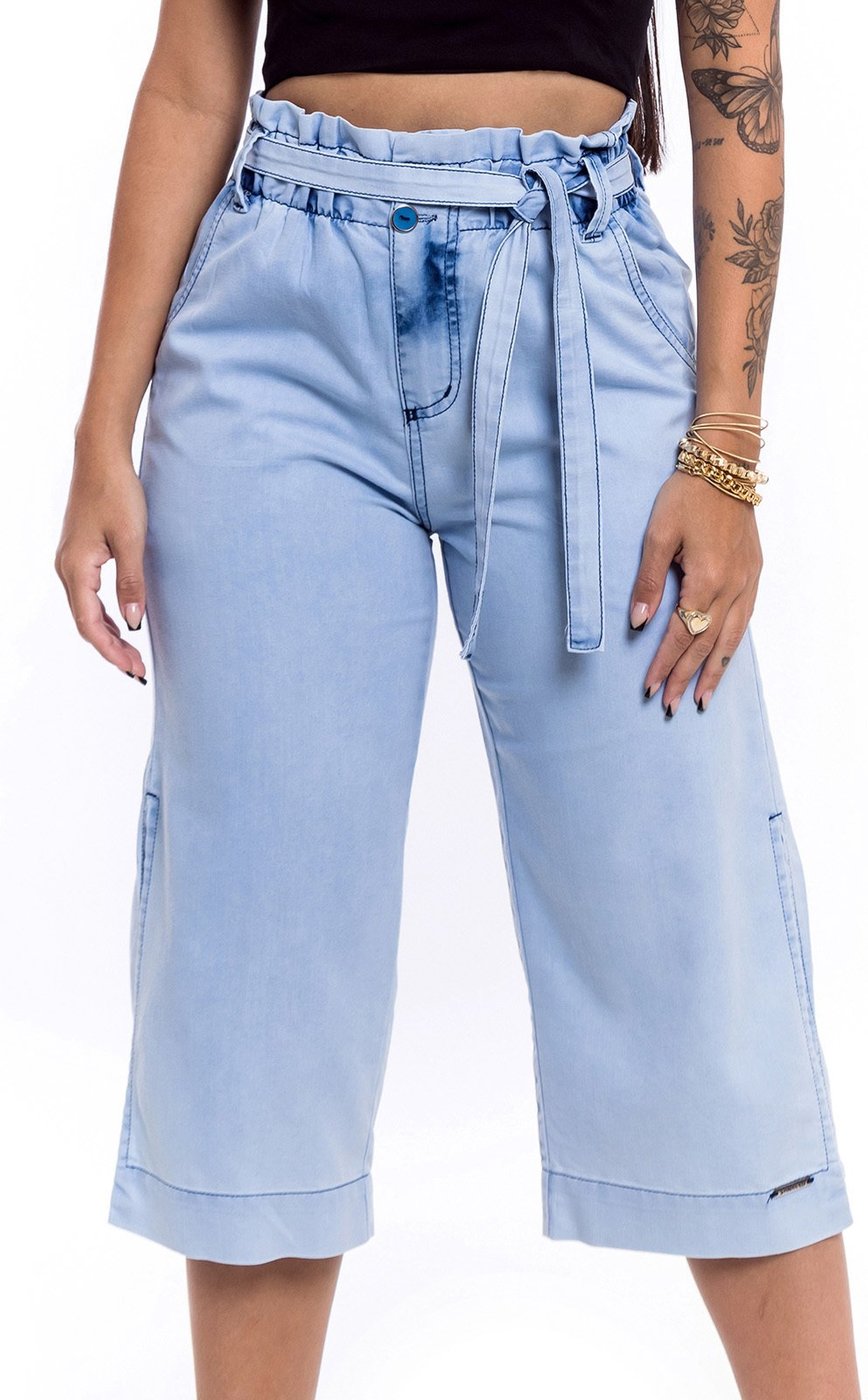 Bermuda Pantacourt Restrito Jeans Com Elástico Claro