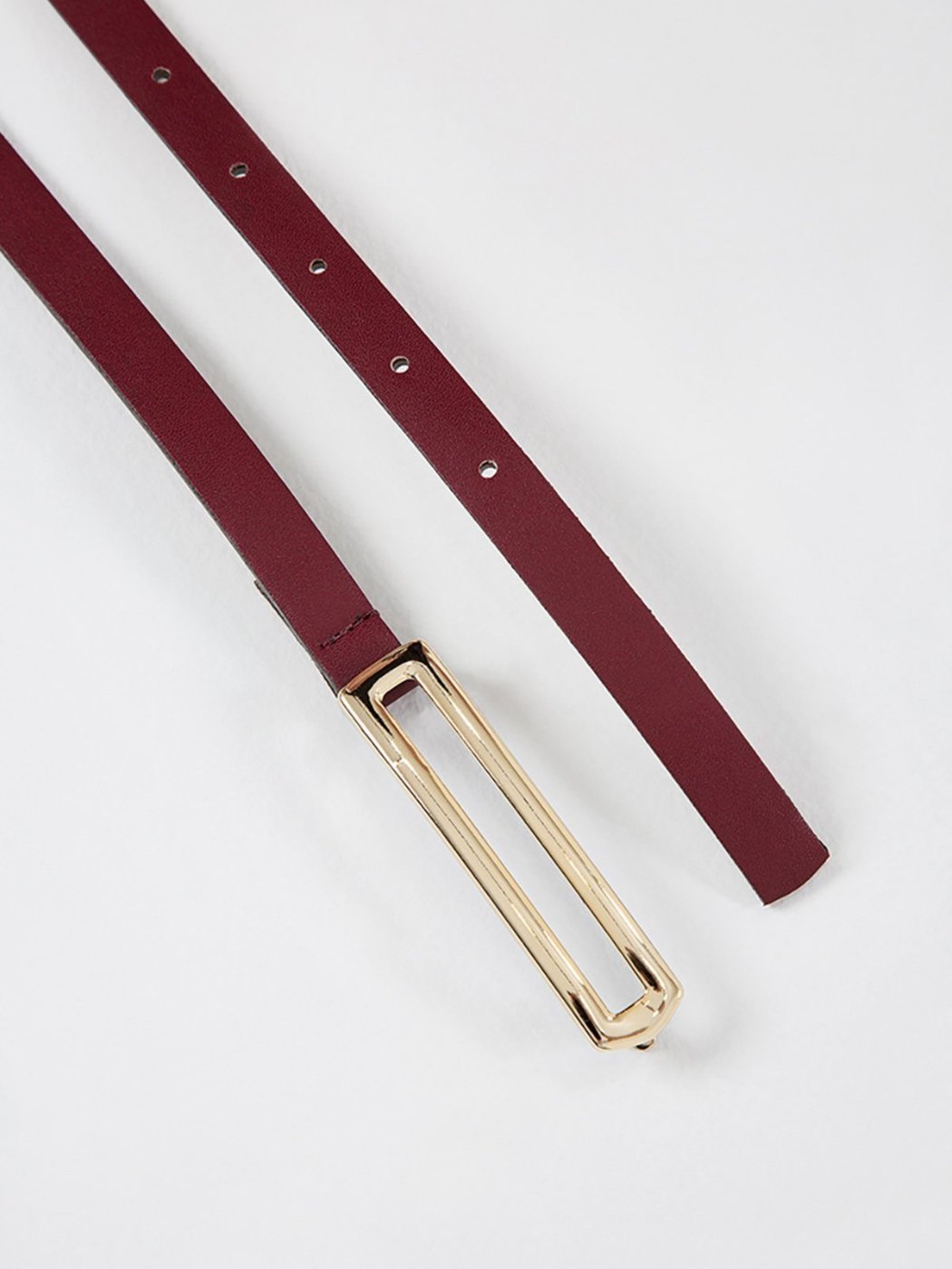 Cinto Estreito com Fivela Vazada Liane