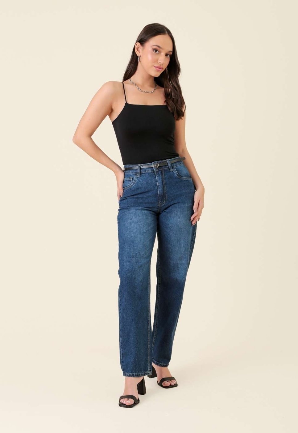 Calça Pop Me Mom Jeans Com Cinto Escuro