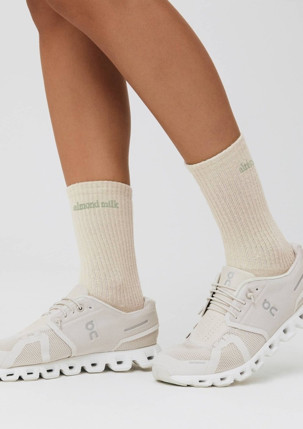 Kit 2 Meias Esportivas Feminina Cano Alto Hering