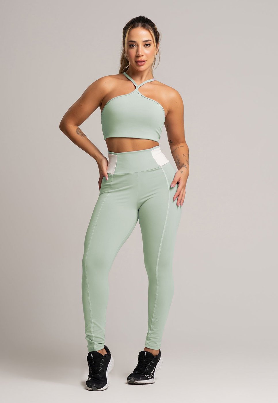 Imagem principal Calça Legging MVB Modas Cós Off White Cintura Alta Feminina Poliamida Pistache verde/verde oliva white Mvb Modas verde/verde oliva white