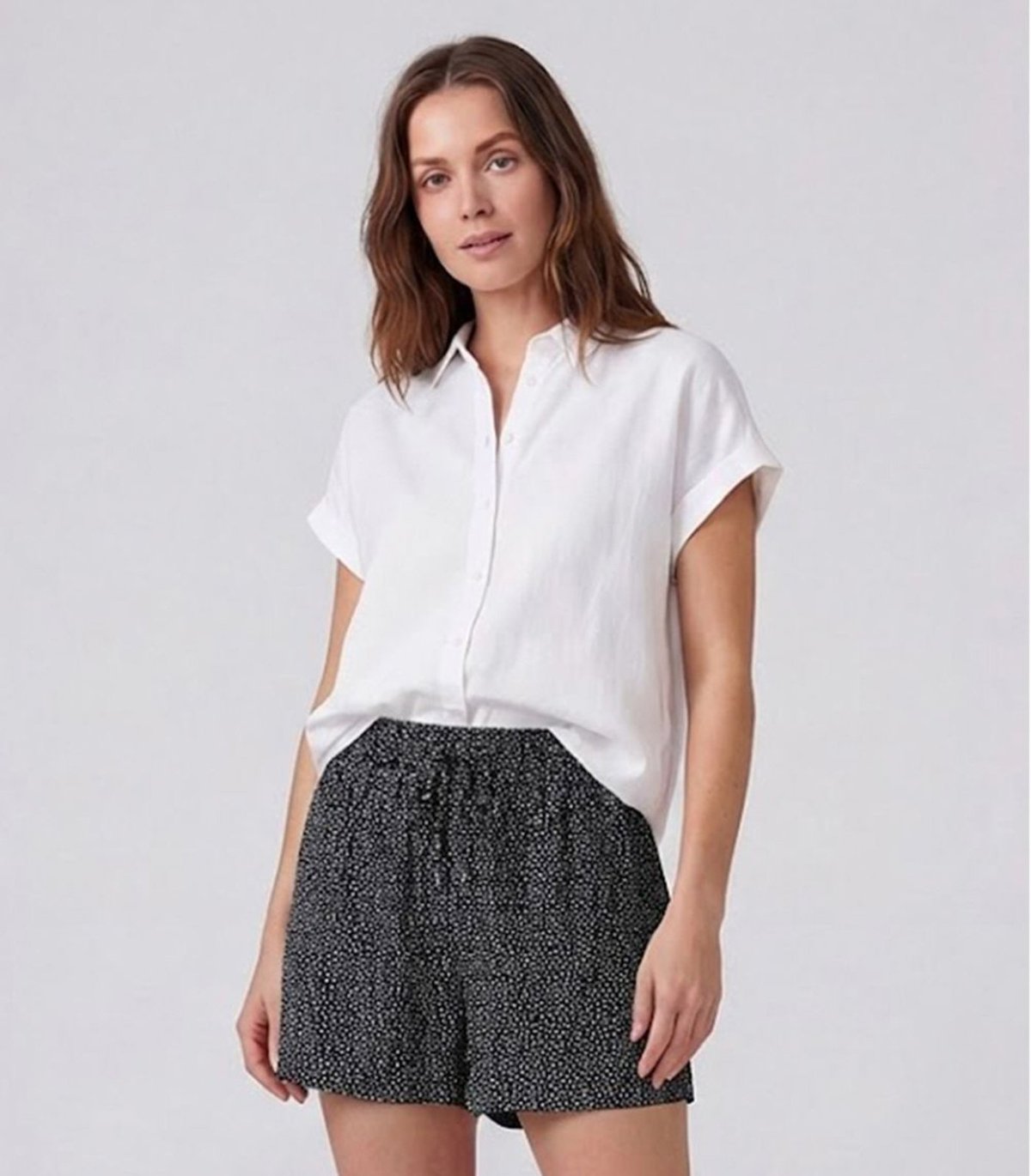 Imagem principal Short Feminino Com Cós E Laço Infinita Cor preto INFINITA COR preto