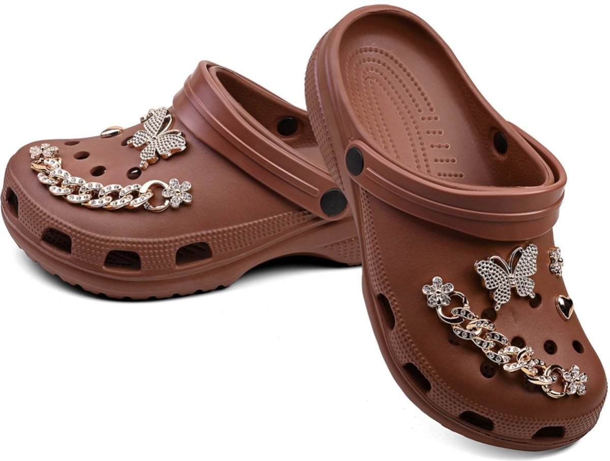 Infantil - Sandália Feminina Casual NYC Shoes Chocolate Clog com Aplicações