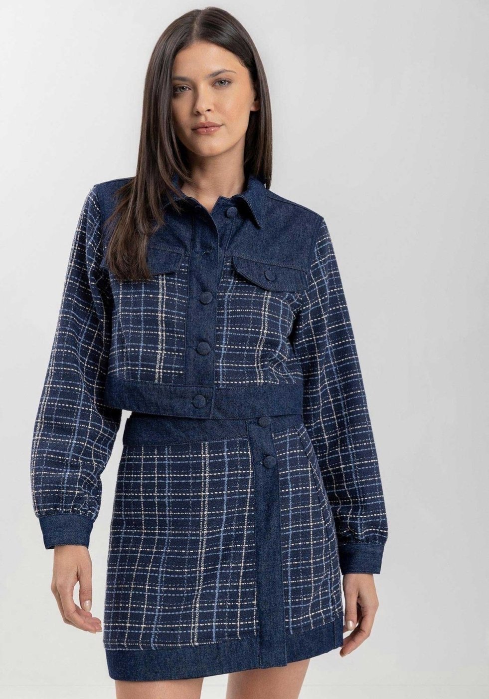 Saia Curta Jeans Com Cintura Alta E Padronagem Xadrez