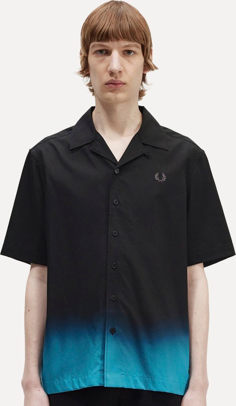 Imagem principal Camisa Fred Perry Masculina Manga Curta Ombre Revere Collar Preta preto preto