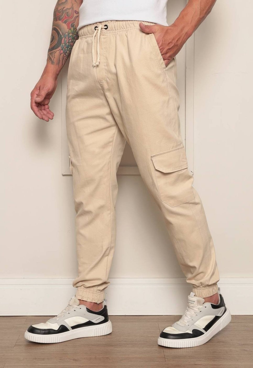 Imagem principal Calça Jogger Masculina Ethereal Jeans com Bolso Cargo Confortável Com Punho preto preto