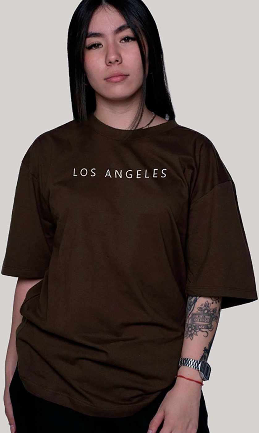 Imagem principal Camiseta Ousy Los Angeles Oversized Unissex marrom ousy marrom