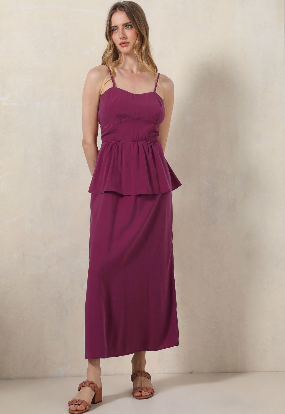 Vestido Cruise Midi Babado