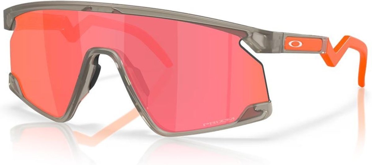 Imagem principal Óculos de Sol Oakley BXTR Matte Grey Ink Prizm Trail Torch vermelho grey Oakley vermelho grey