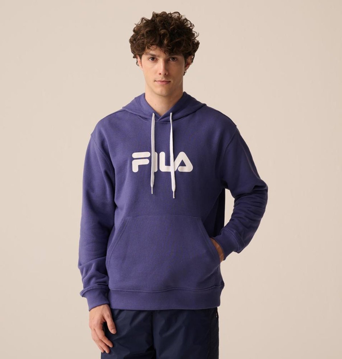 Imagem principal Casaco Com Capuz Fila Comfort Letter II Masculino incolor Fila incolor