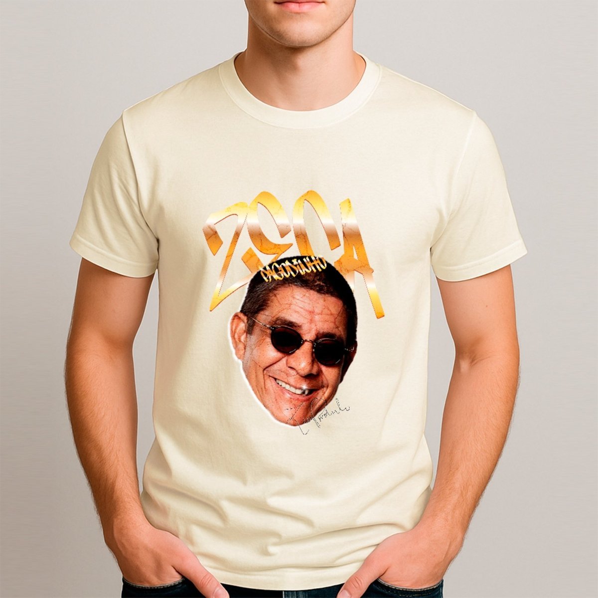 Imagem principal Camiseta Ousy Básica Zeca Pagodinho Clássico Samba Raiz Música Brasileira Unissex Off White off-white white ousy off-white white