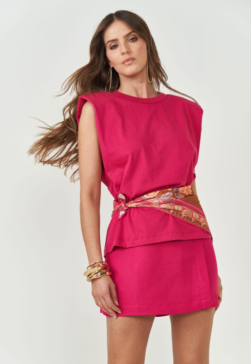 Imagem principal Camiseta Feminina Colcci Ombreira pink Colcci pink