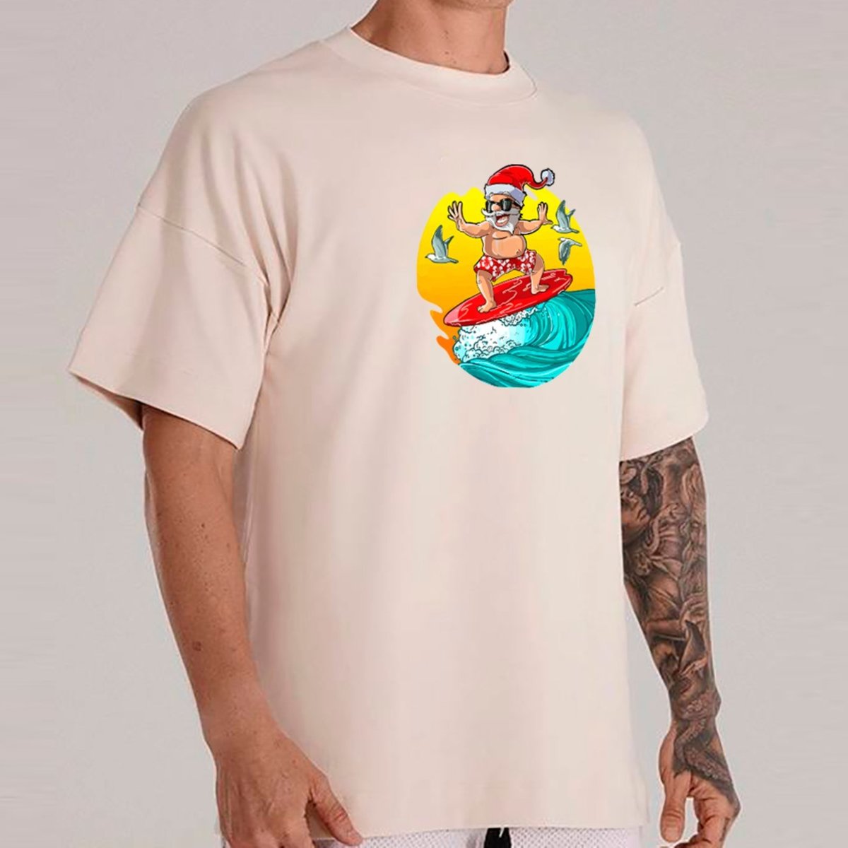 Imagem principal Camiseta Ousy Oversized Noel Surfando Natal Unissex Off White off-white white ousy off-white white