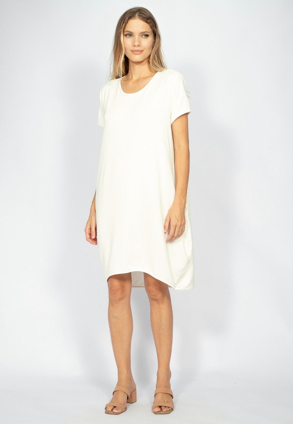 Vestido Curto Malha Amazonia Vital Amplo Always Off White e