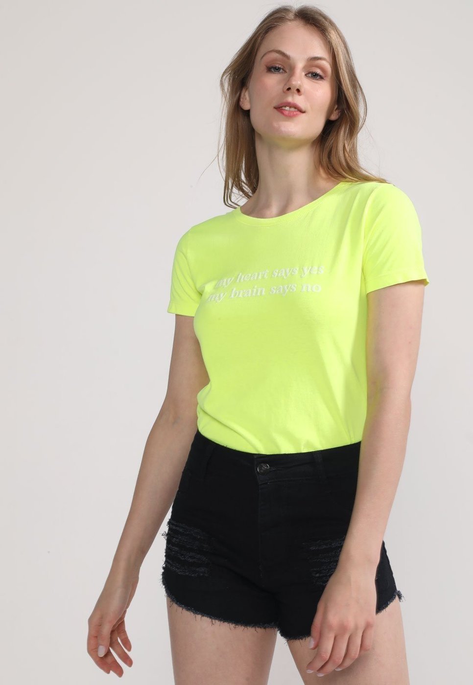 Imagem principal Camiseta D Bell Outlet Fashion amarelo neon D BELL OUTLET FASHION amarelo neon