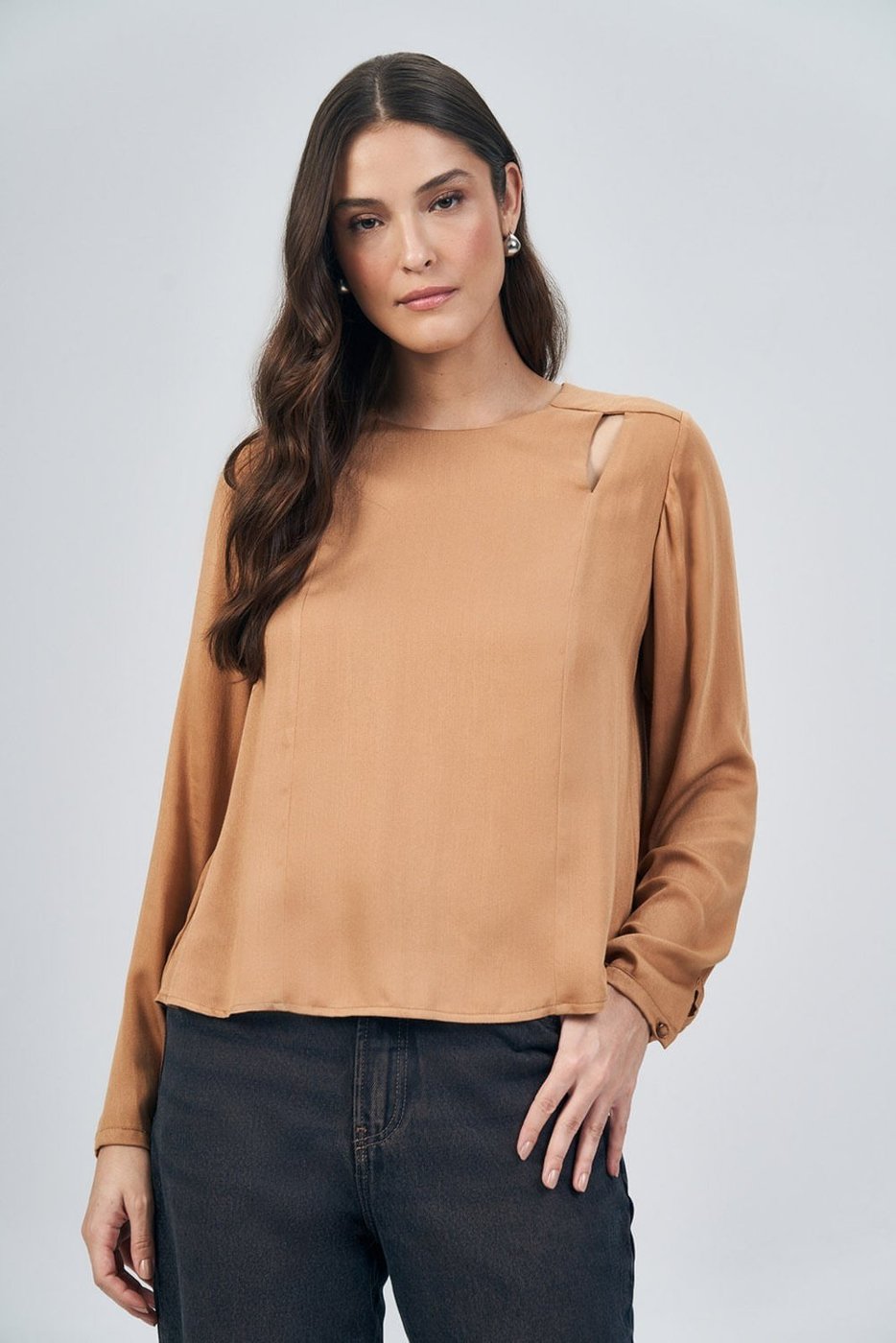 Imagem principal Blusa Cut Detail Feminina Acostamento ACT FEMININO bege ACT FEMININO bege