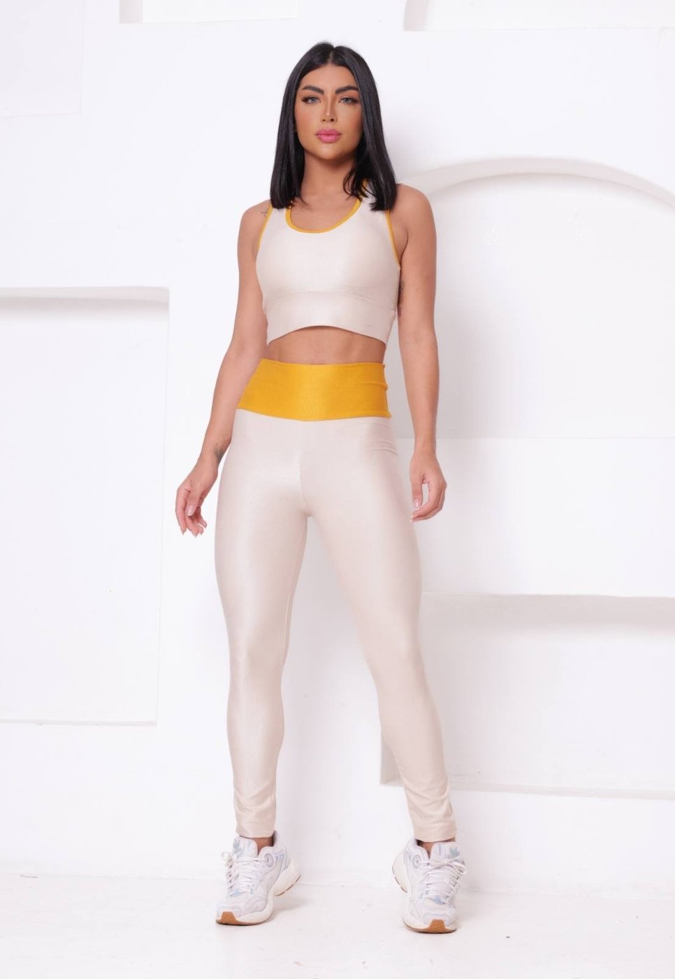 Conjunto Fitness Feminino CCW CENTRAL Top e Calça Legging Confortável