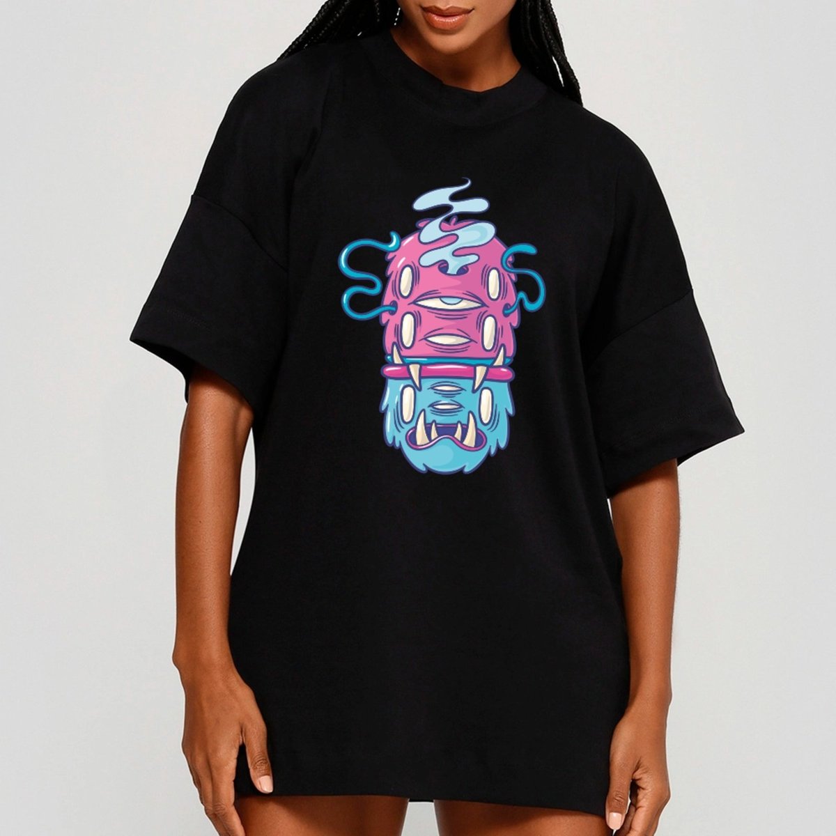 Imagem principal Camiseta Ousy Monstro Surreal Oversized Unissex branco ousy branco