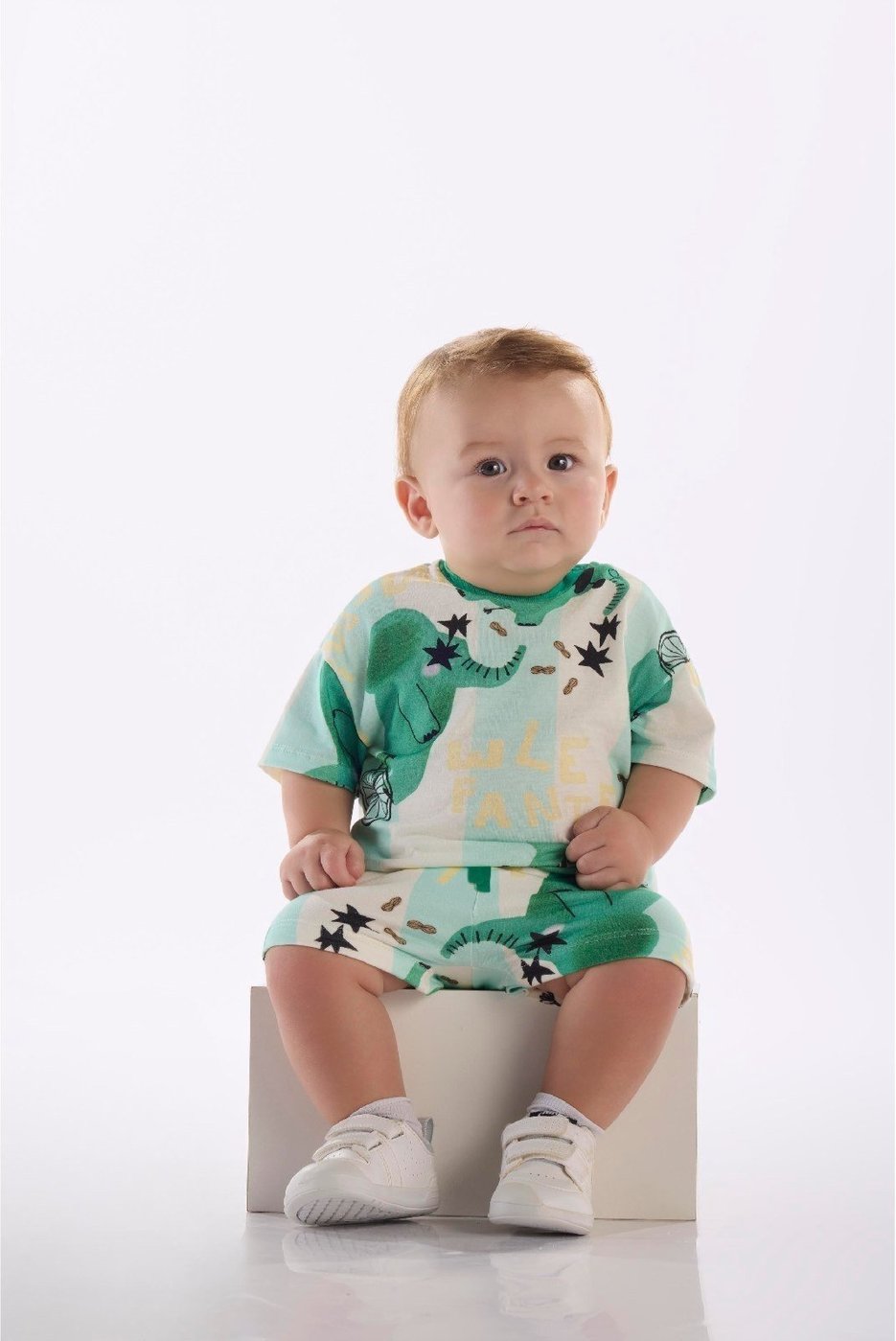 Imagem principal Infantil - Conjunto Camiseta e Short Três e Já branco Três e Já branco