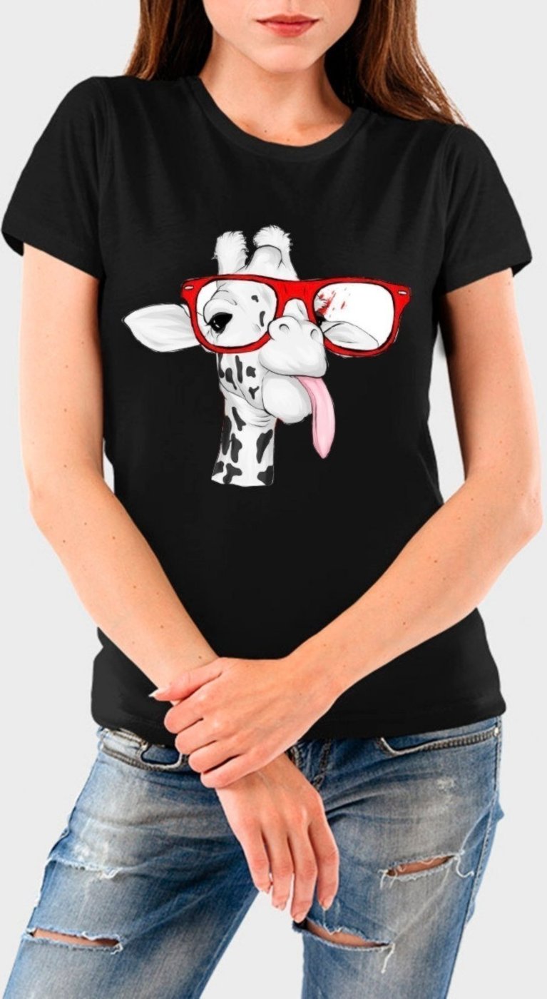 Camiseta Feminina Preta Girafa Algodão Premium
