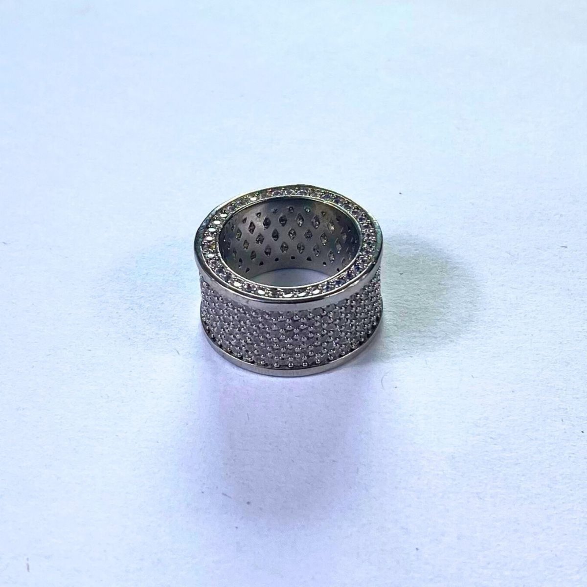 Anel Vih Triny Aliança Larga Zirconia Cravejada Prata