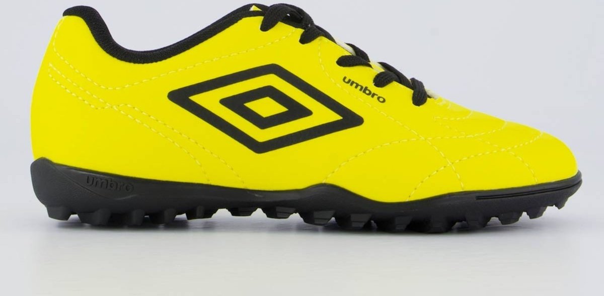 Imagem principal Chuteira Umbro Class Footballer Juvenil Society Amarela amarelo Umbro amarelo