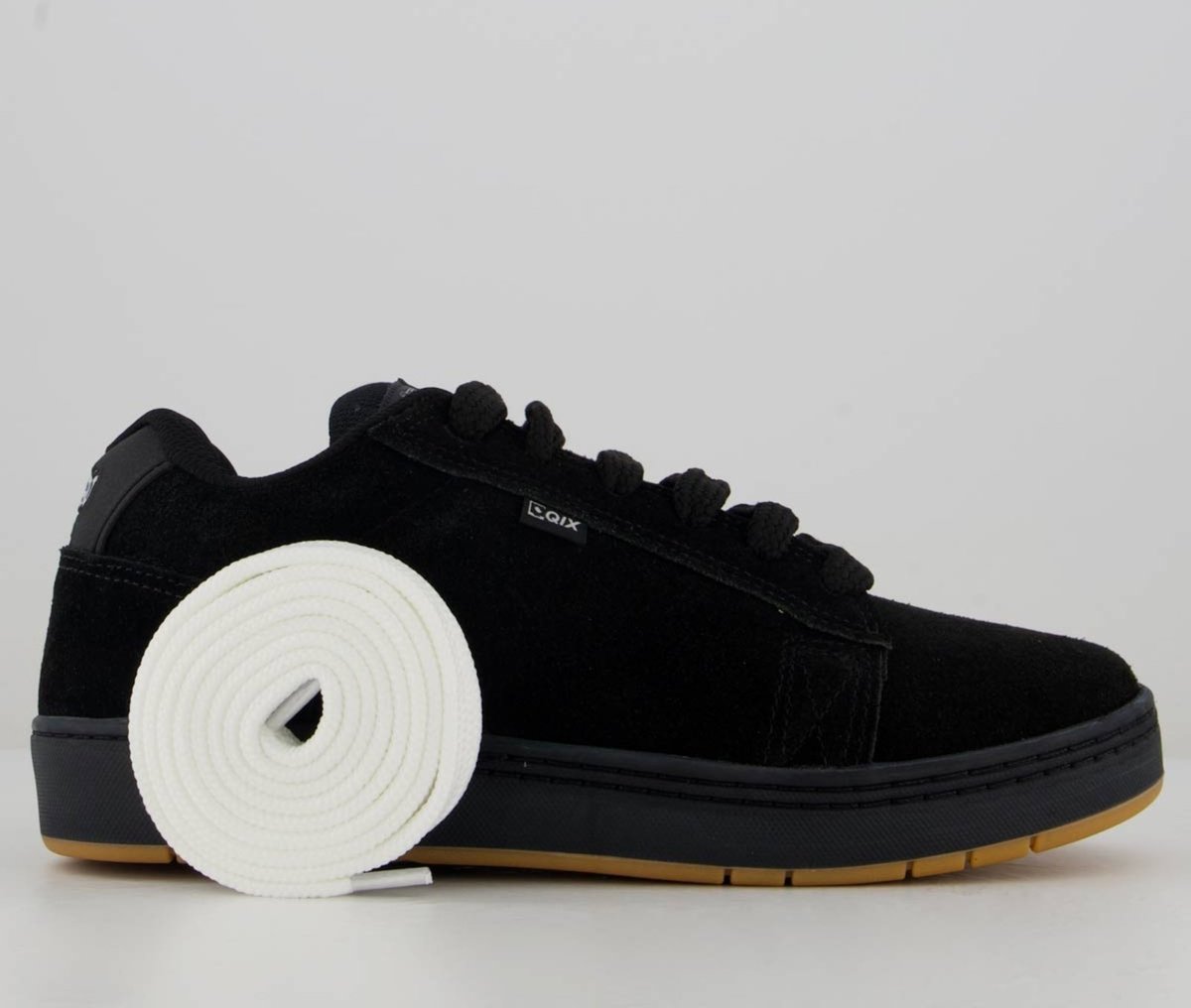 Imagem principal Tênis Qix Chorão Collab Allan Mesquita preto Qix preto